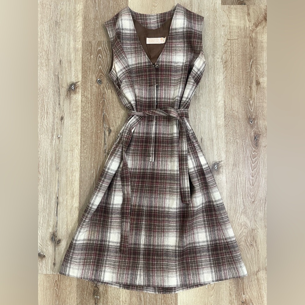 VTG Pendleton 100% Virgin Wool Sleeveless Belted Plaid Dress
